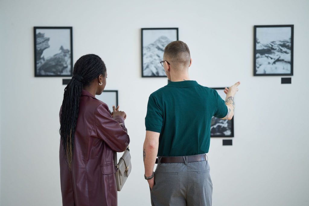 What are contemporary art exhibitions and how are they organized?